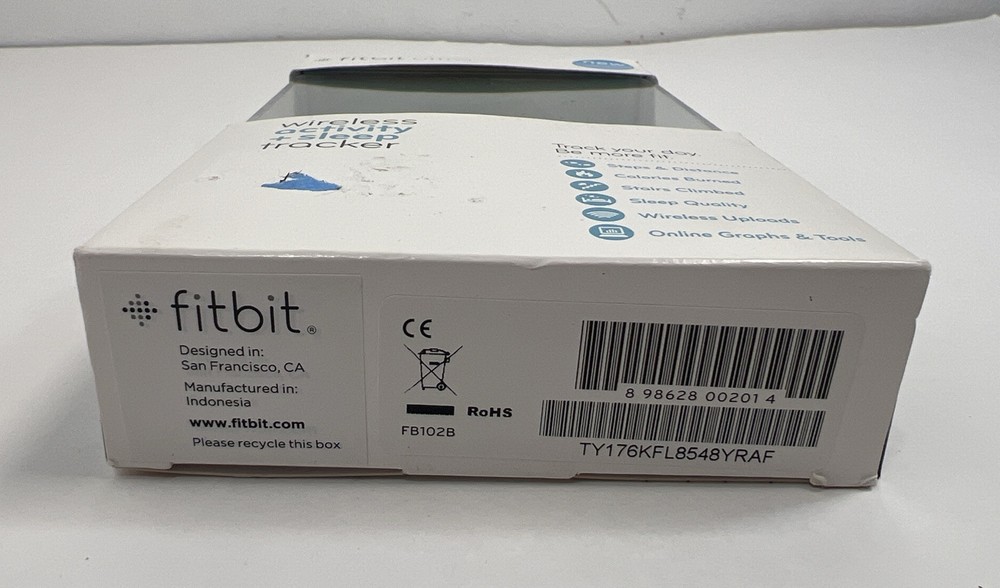 Fitbit ULTRA Wireless Activity & Sleep Tracker, Black/Blue WINDOWS OR MAC