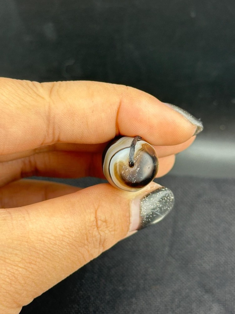Authentic Ancient Banded Agate Stone Dzi Bead in Good Condition