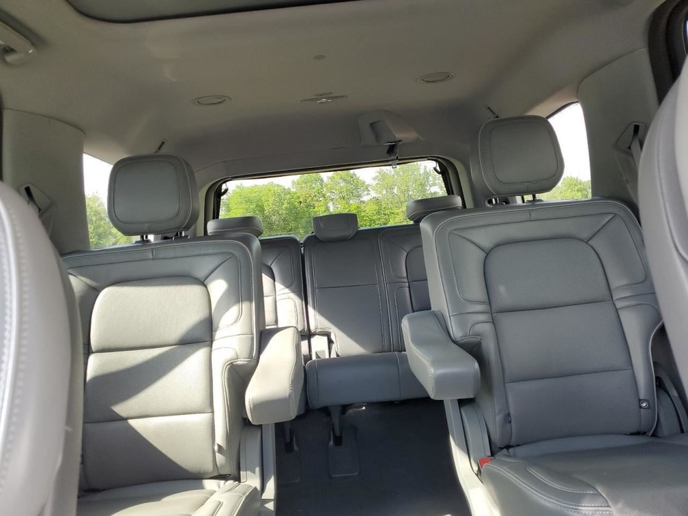 NAVIGATOR 2019 Transmission Shift 934416