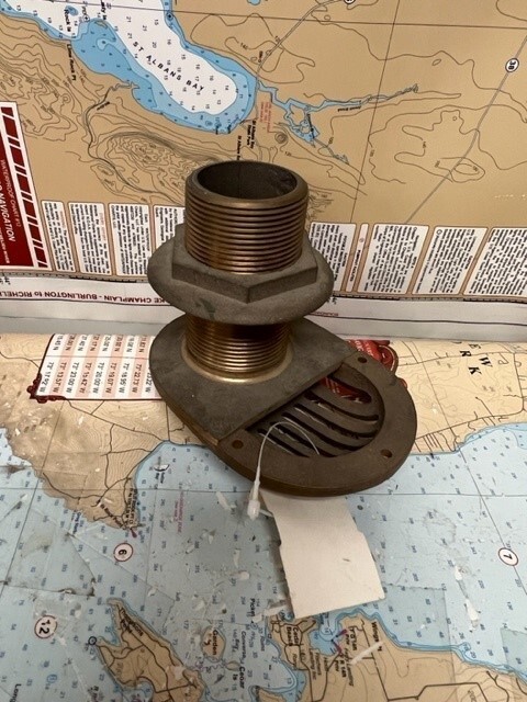 Bronze Combo Scoop Thru-Hull w/Nut 1-1/2".