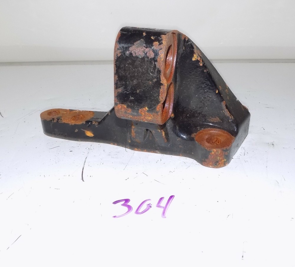 CAT CATERPILLAR Rear Engine Mount R01-34045-001
