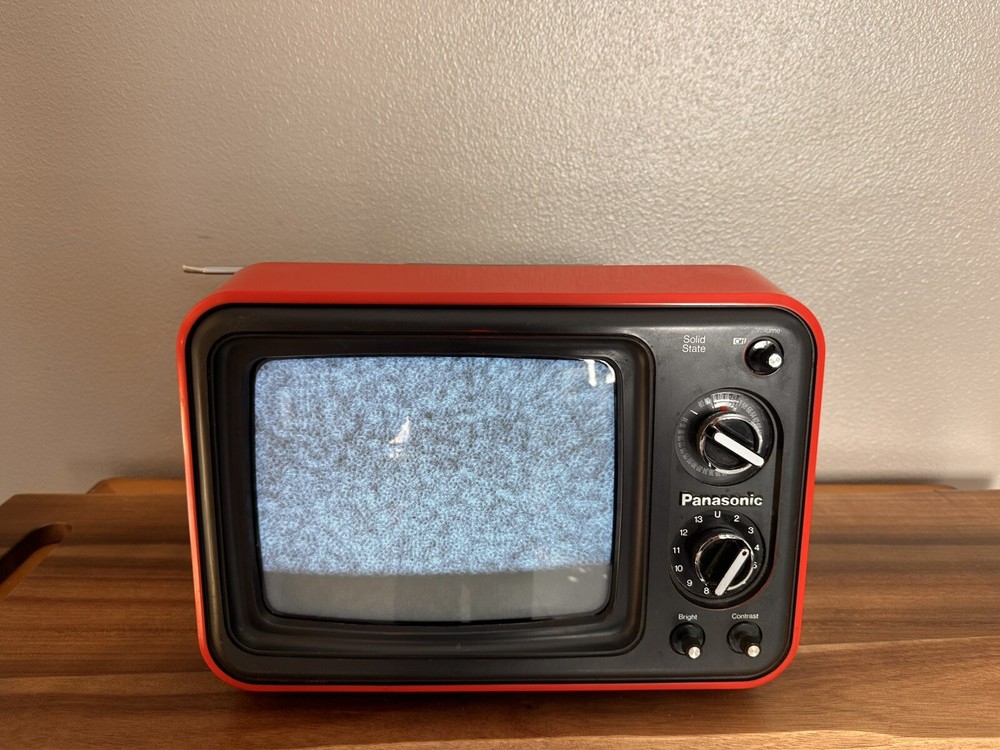 1977 Panasonic 9” TV TR-749 Solid State Television Vintage Retro Working Nice!!