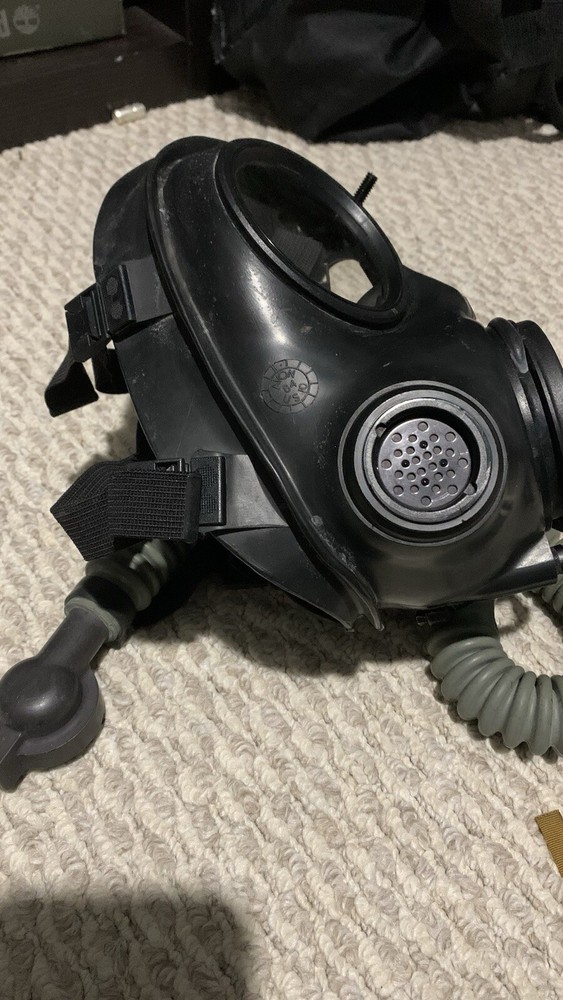 US10 Prototype Gas Mask Extremely Rare