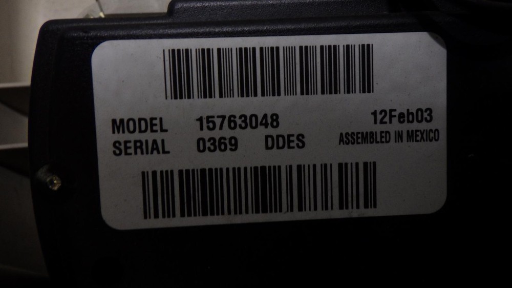 03 GMC YUKON XL 1500 Front Console