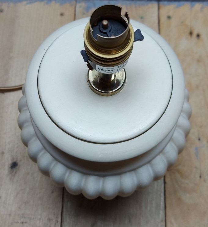 Vintage Table Lamp Painted Ceramic Table Bedside Lamp Light där Lighting Group