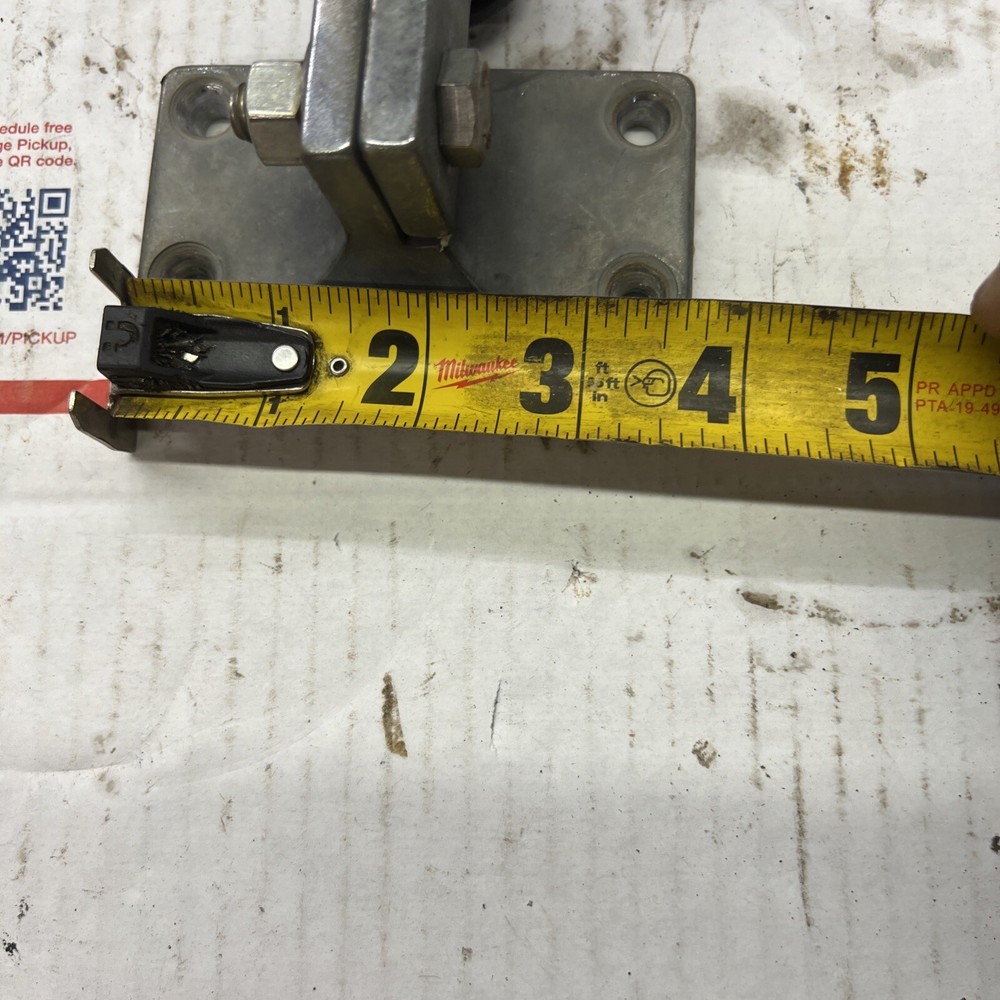 Boat antenna base mount