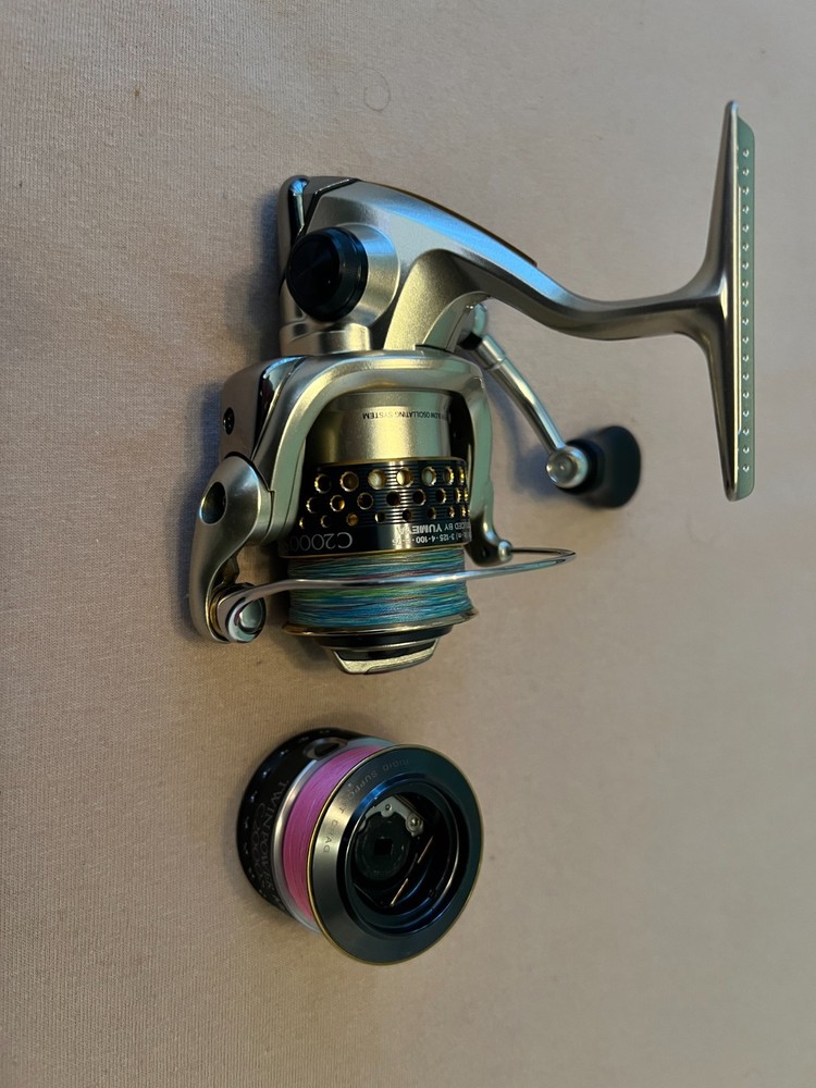 Shimano Twin power 06 MG C2000S
