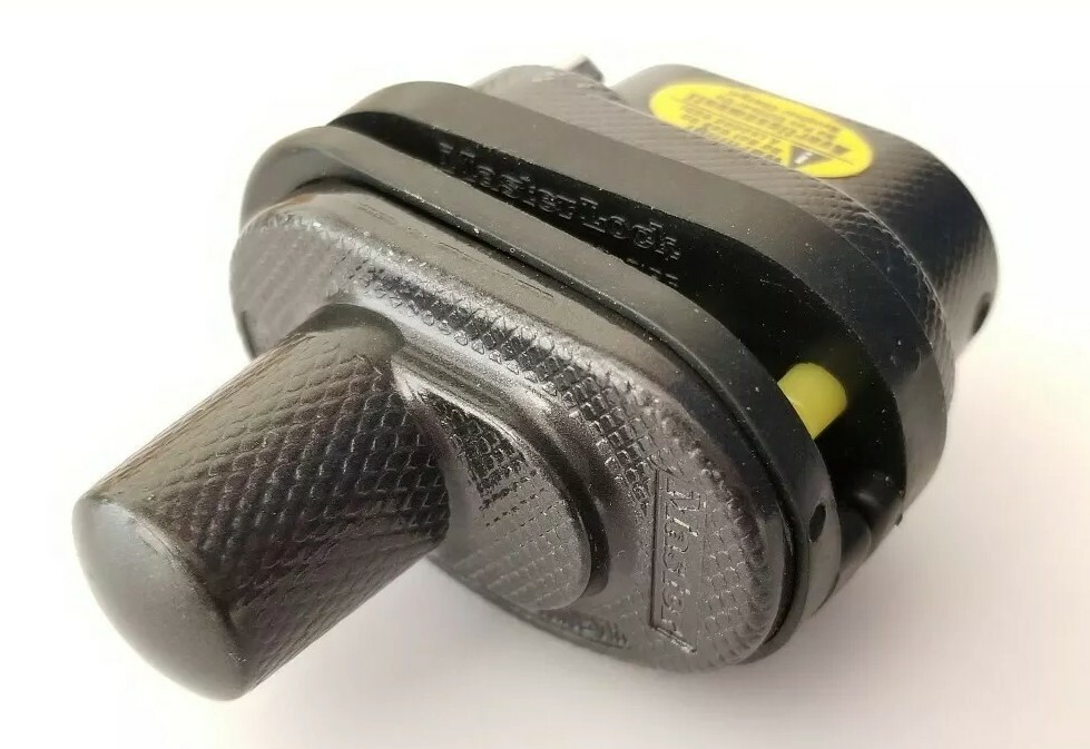 2 Master Lock 94DSPT 3-digit Combination Gun Locks