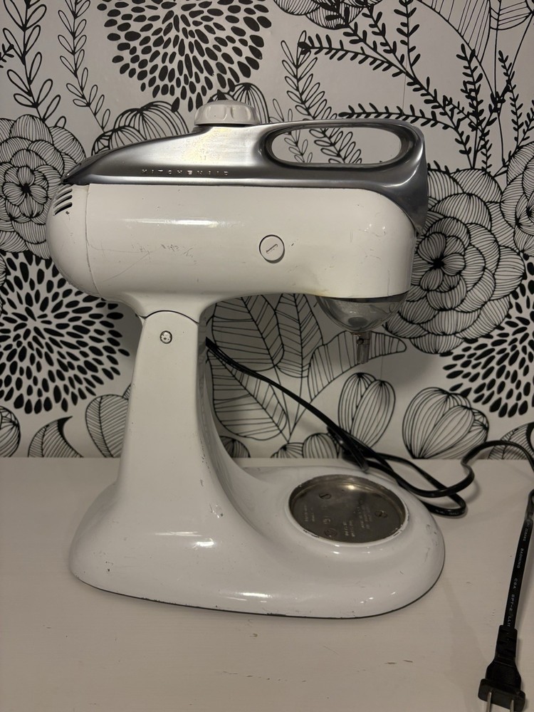 Vintage Kitchenaid Mixer Model 4C