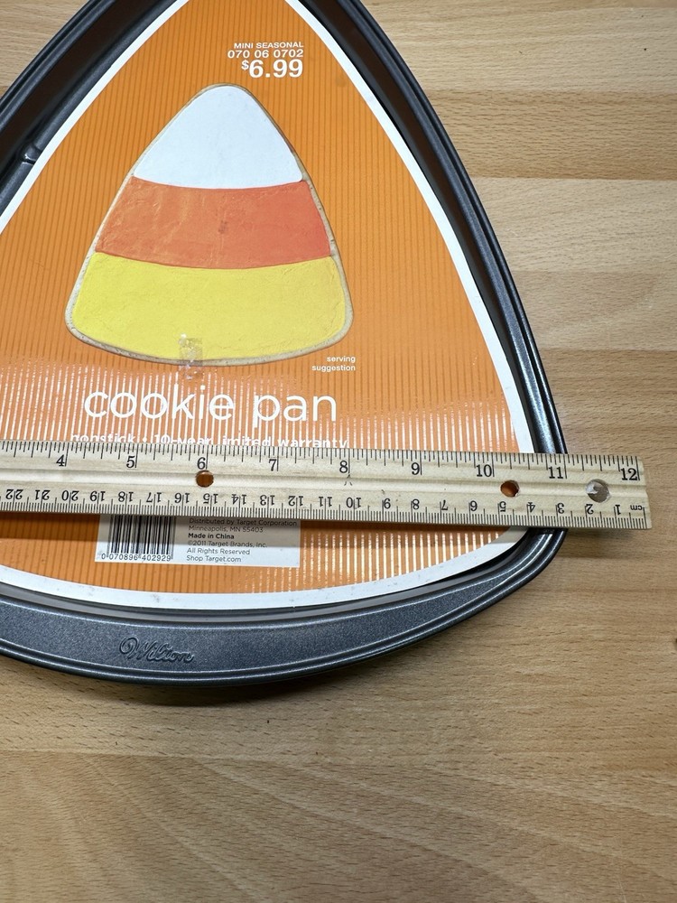 Halloween Wilton Candy Corn Shaped Nonstick Cookie Pan NWT 2011 Target NOS FALL