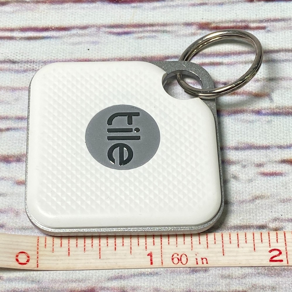 Tile Mate T6001W Bluetooth Tracker Finder White Silver & Key Ring WORKS (Single)