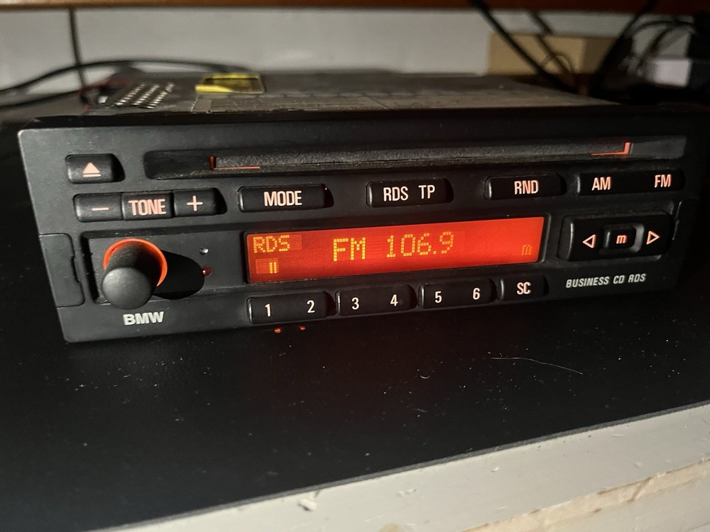 BMW Business CD23 with integrated Bluetooth module