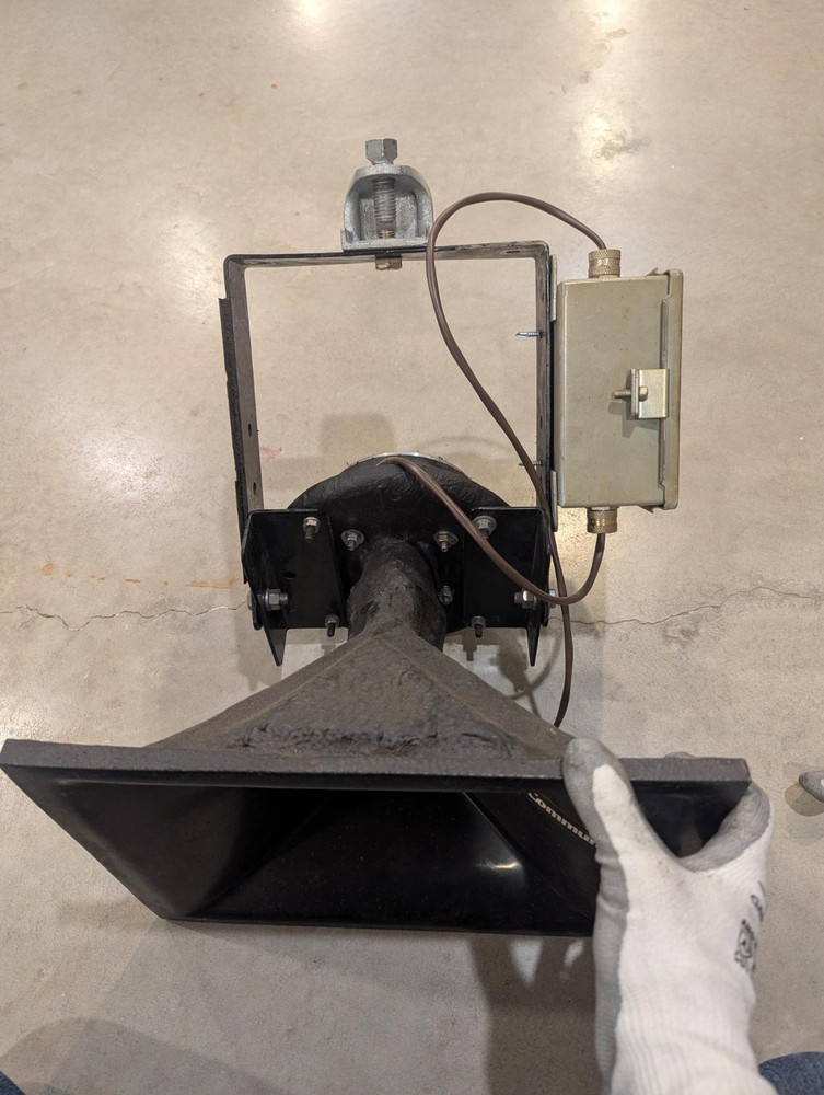 COMMUNITY PC494 Speaker/Horn with M200 Driver, Bracket, and Junction Box