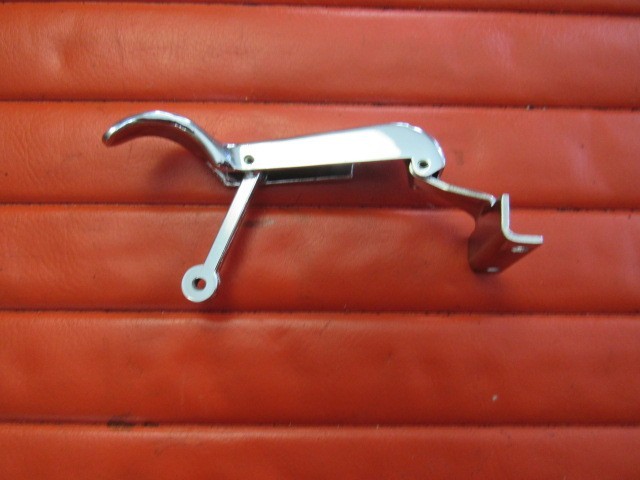 1963 Studebaker Avanti right rear side window handle