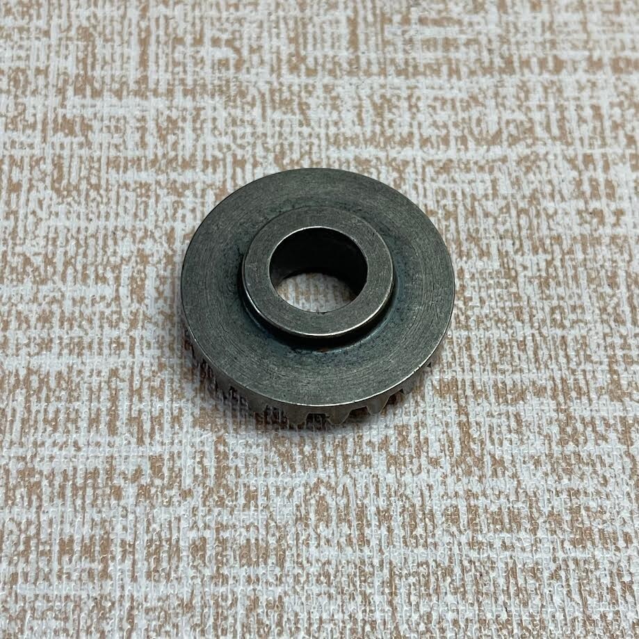 Echo 61031122060 Gear Shaft OEM NOS
