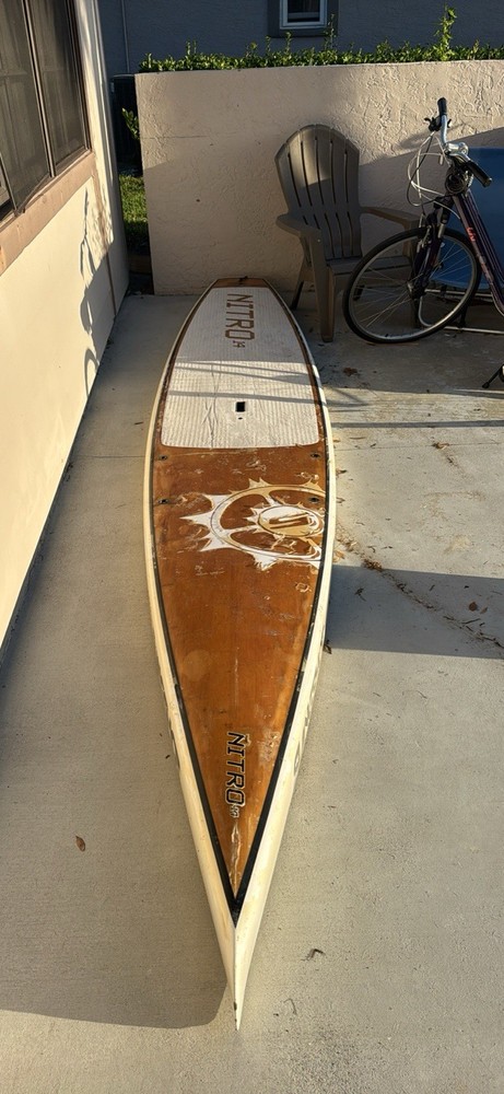 Paddleboard. 14’ Nitro. Beautiful Shape. Needs A Fin
