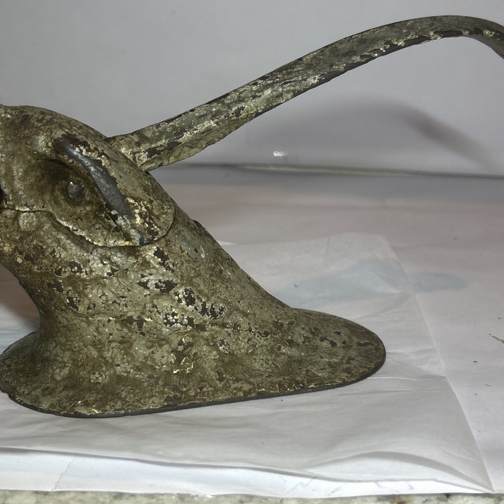 Antique 19thC Cast Iron Unpainted AMERICAN EAGLE Bird Figural Nutcracker *Read*