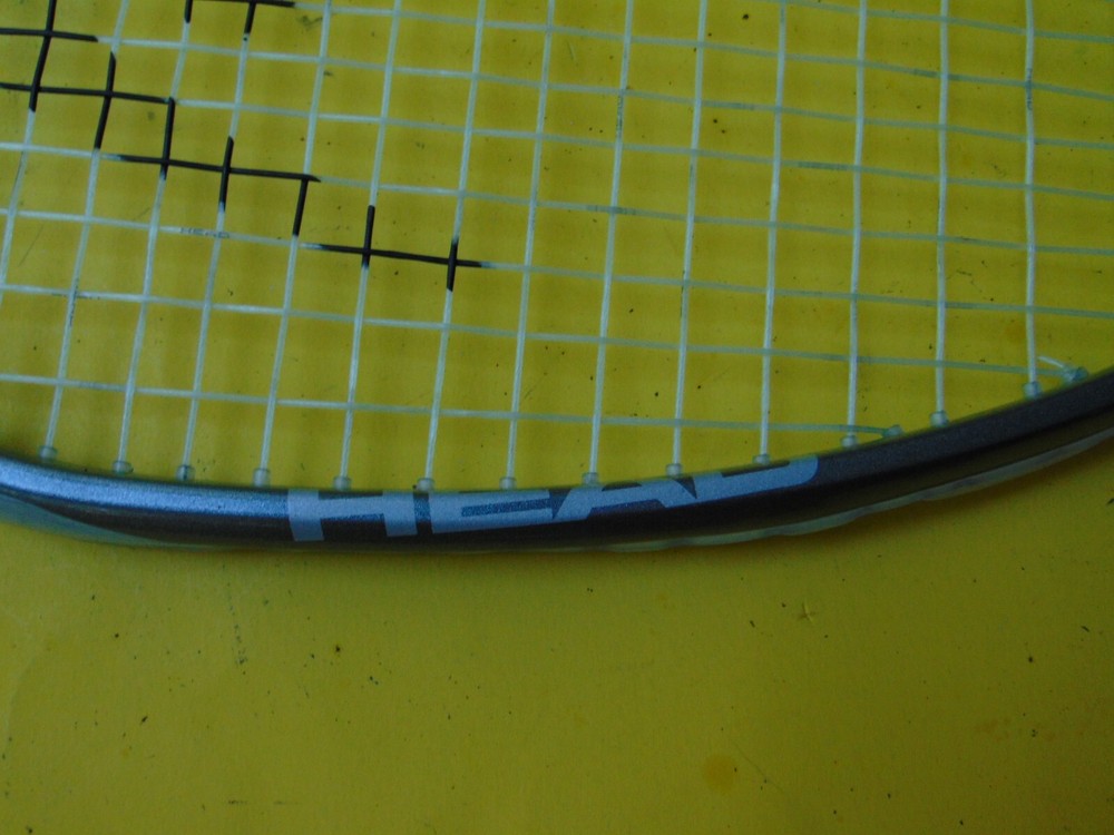 HEAD Club PP190 Pyramid-Tech Graphite Squash Racquet with Carry Case