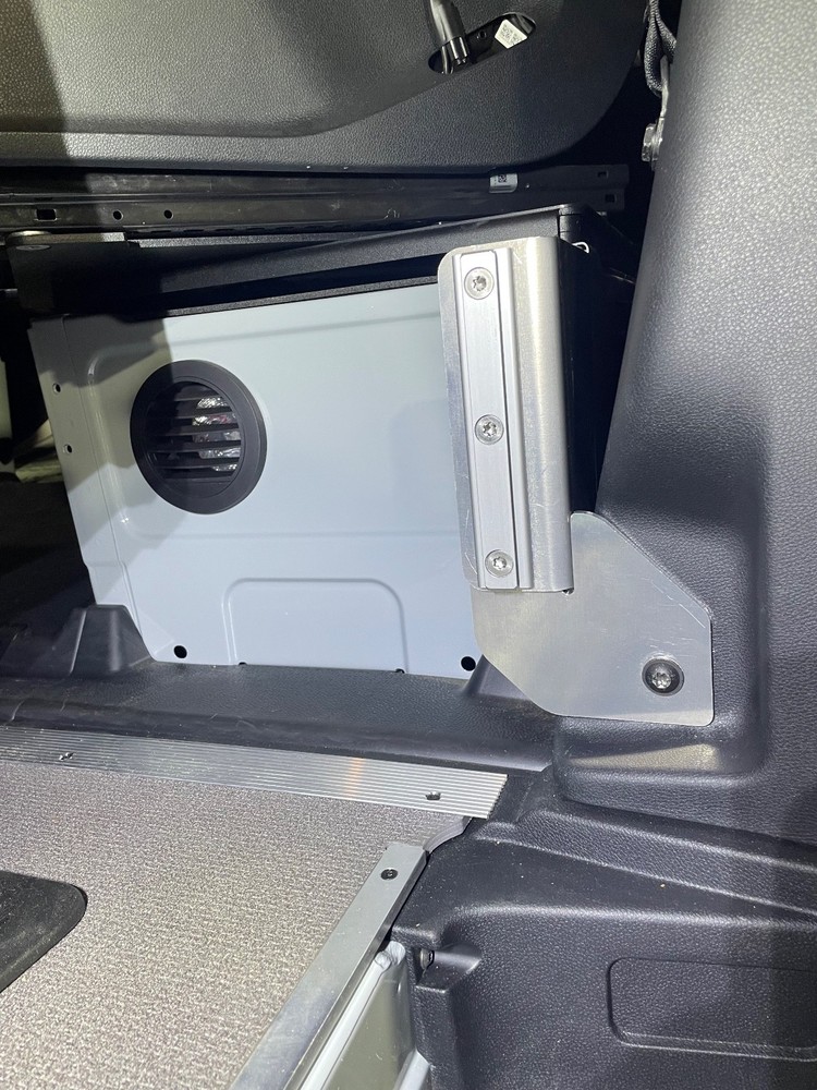 No Drill B-Pillar Mount Lagun Sprinter Driver Passenger 2007-2026 VS30 NCV3 USA