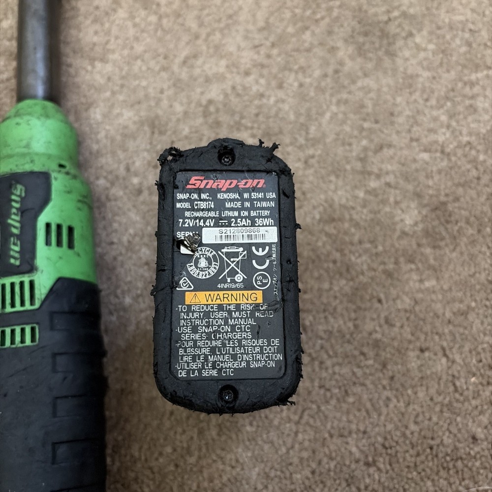 Snap On 1/4 Ratchet CTR717G With 2.5 Battery