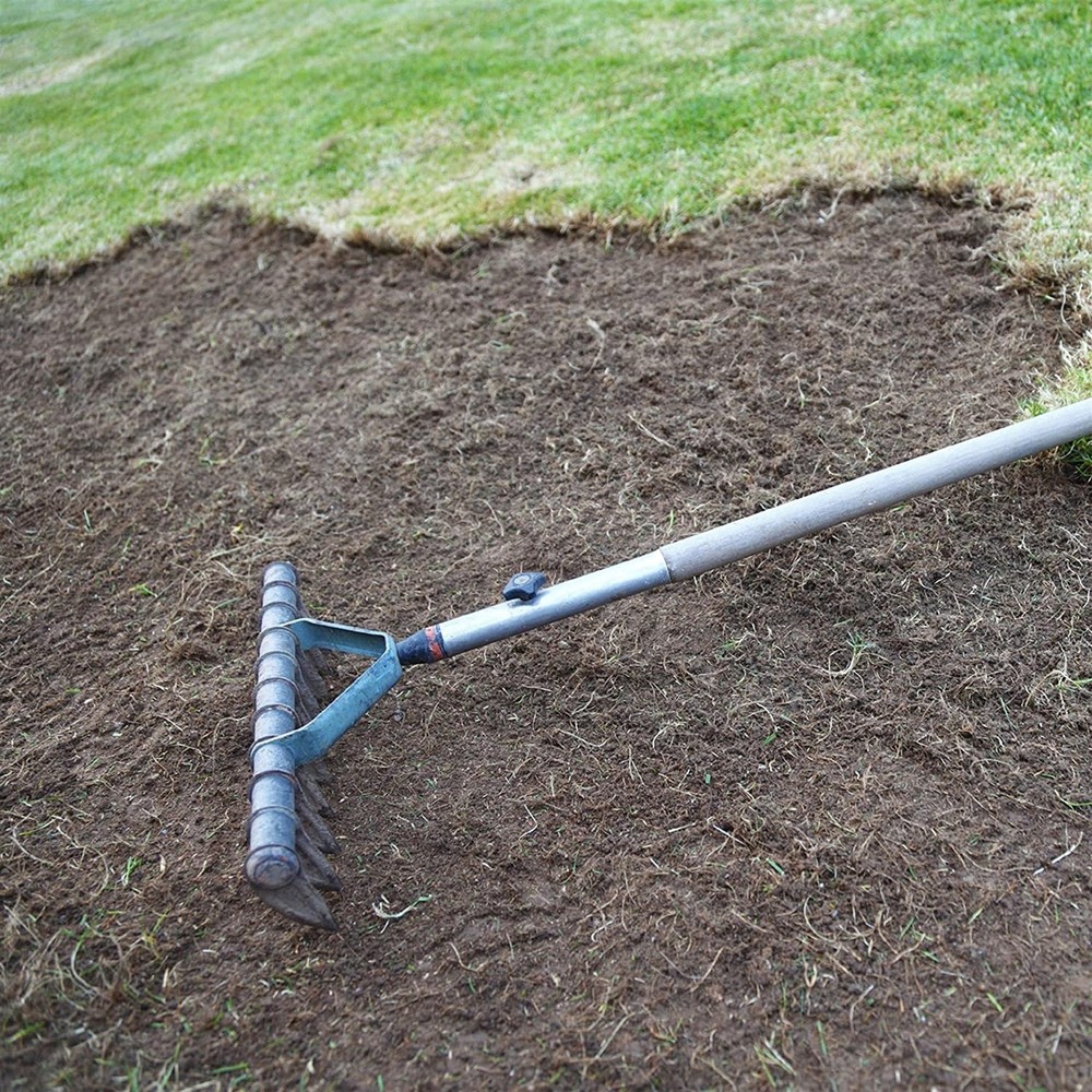 Seeding Mulch with Tack - Biodegradable Processed Straw, 2.5 cu. ft. Bale (Co...