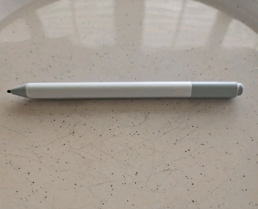 Microsoft Surface Pen Model 1776 – Silver