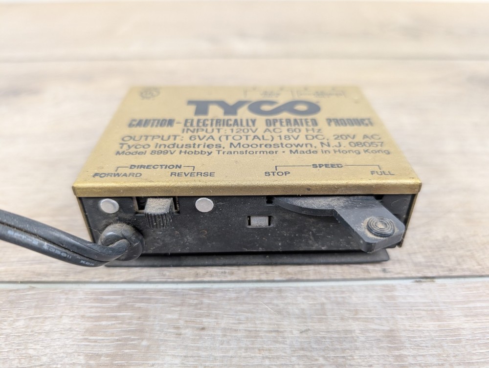 TYCO Model Train HO Scale 899V Hobby Transformer Power Pack 18V