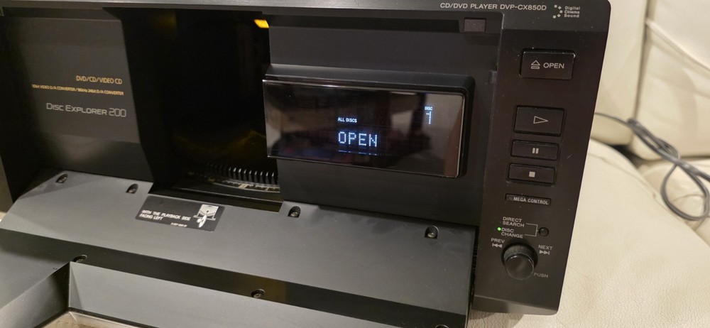 Sony DVP-CX850D Multi Disc Explorer 200 DVD CD Video CD Player With Remote Works