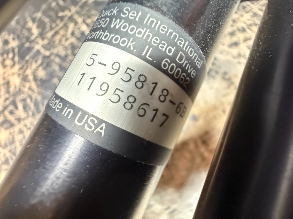 Quick Set 5-95818-6B Tripod