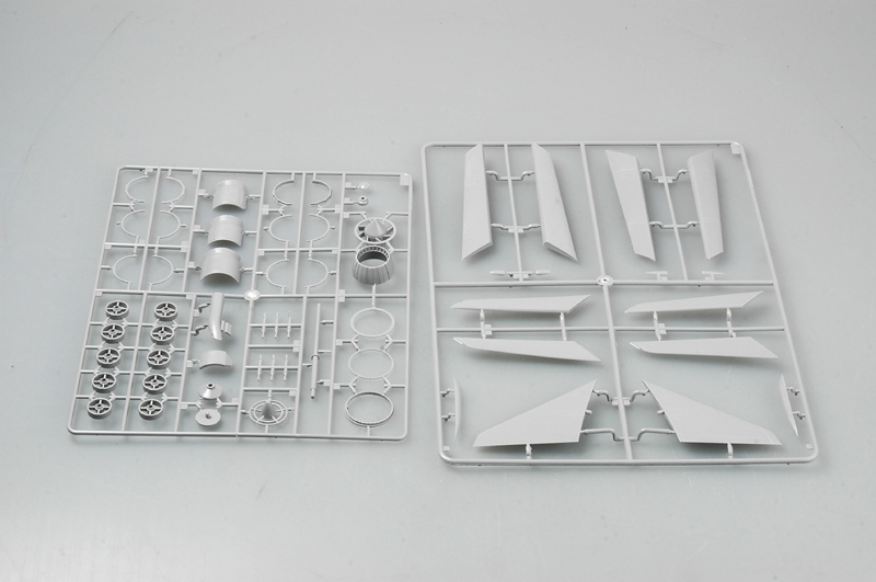 Trumpeter 1/32 02272 F-8E Crusader