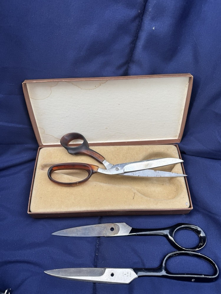 Vintage Wiss Pinking Shears, Plus Additional Pair