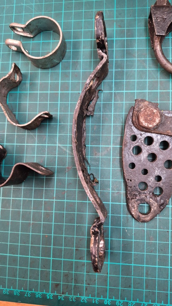 Original BSA tin ware and brackets etc (box QQ13)