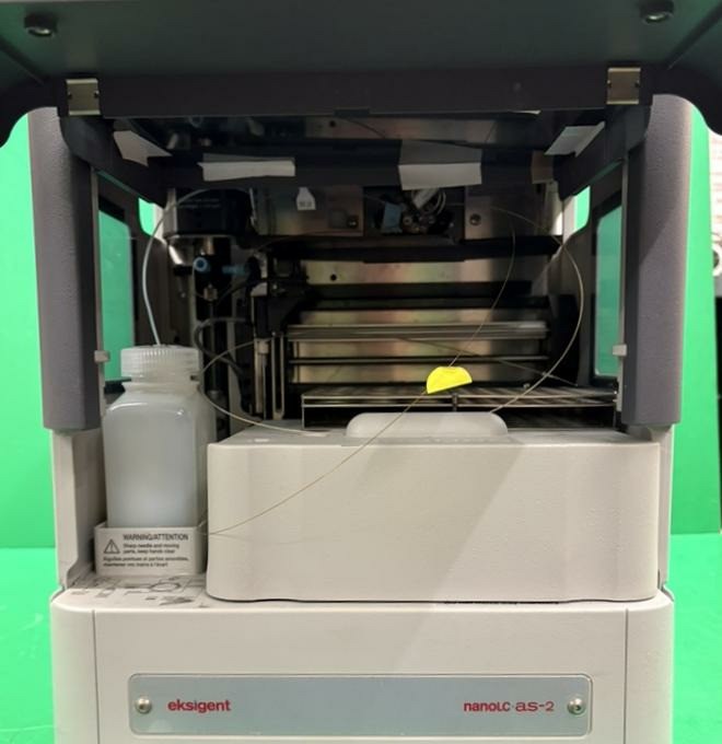 Eksigent NanoLC AS-2 Autosampler *Please Read*