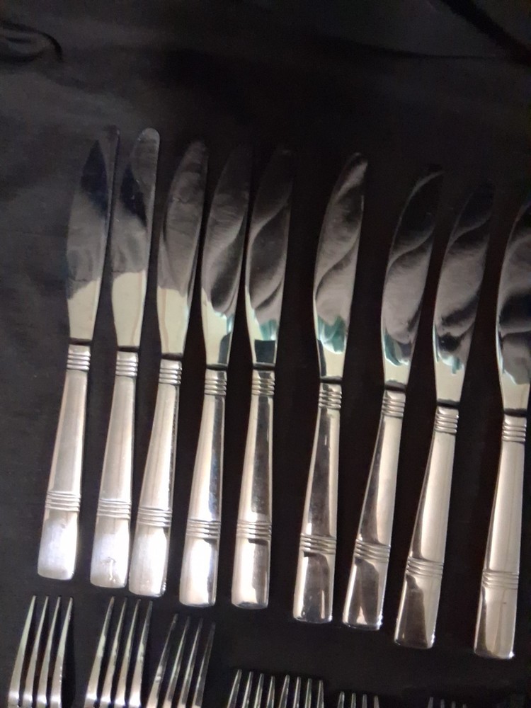 58 Pc Set Cambridge Braylen Mirror Stainless Bands Flatware Silverware
