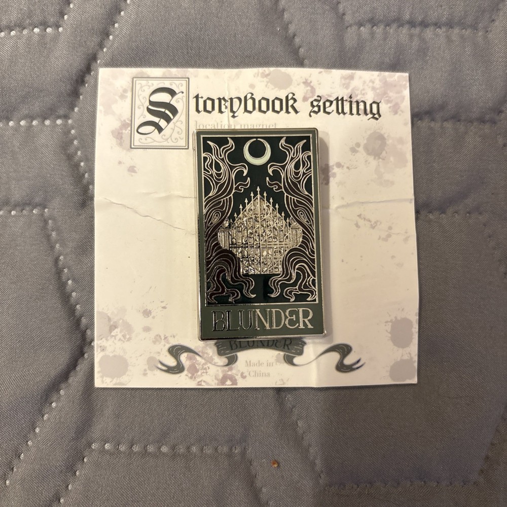 Illumicrate Storybook Settings Magnet - One Dark Window