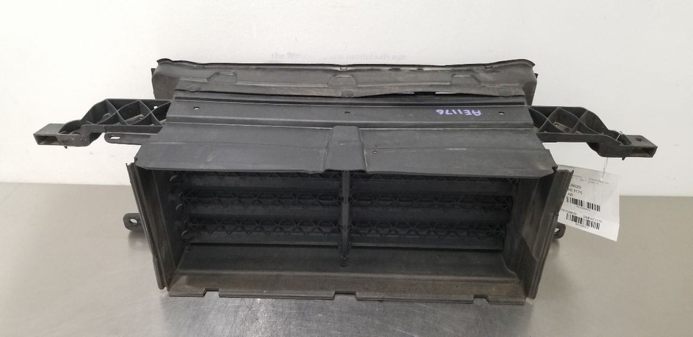 20 FORD EXPEDITON LOWER AIR SHUTTER 3.5L