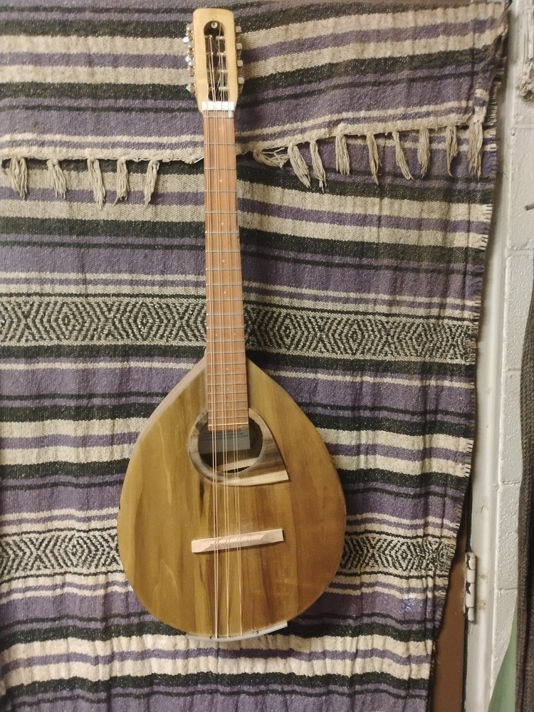 Right-hand Octave Mandolin  8 String. G-D- A-E Solid Woods   24.5"  Scale