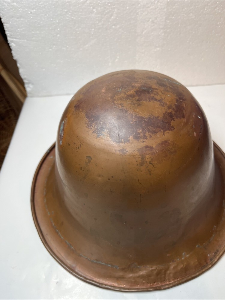 Primitive Copper Mixing Basin Rounded Base Rolled Rim Patina