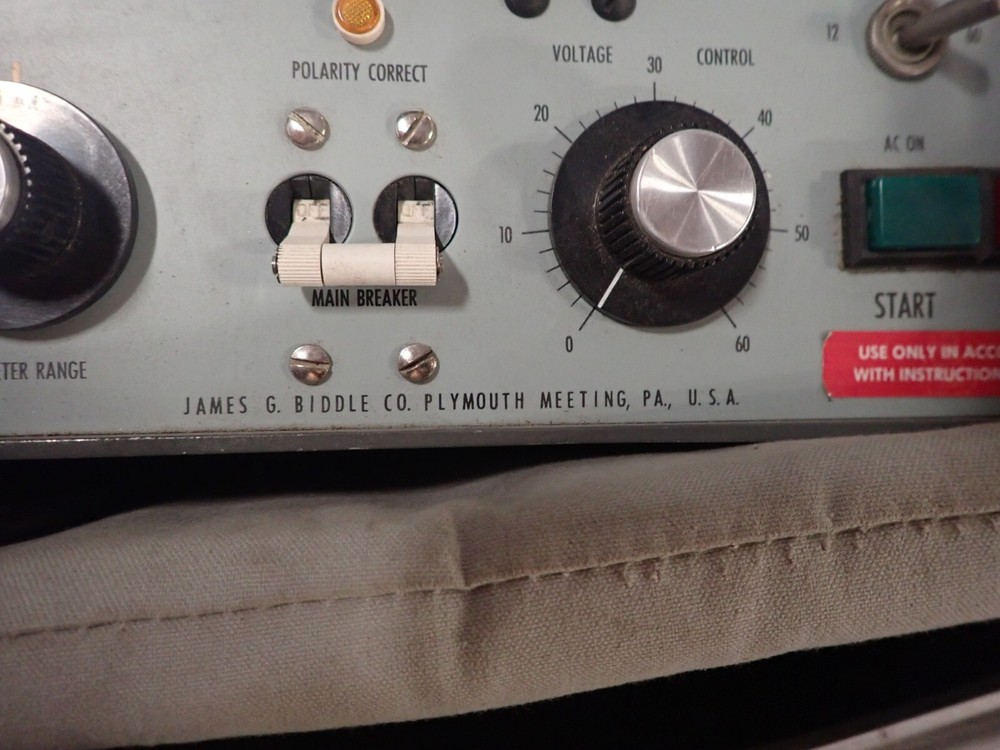 BIDDLE 222060 Stabilized Dielectric Test Set 22-60Ja with case