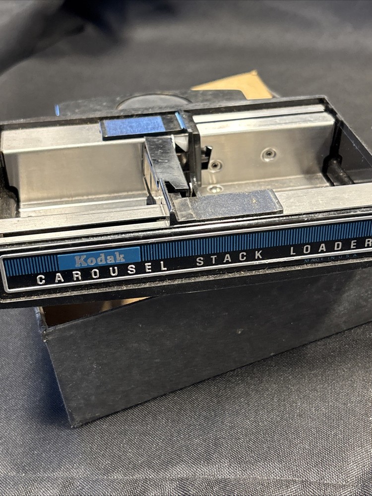 VINTAGE KODAK CAROUSEL STACK LOADER B40 WITH BOX