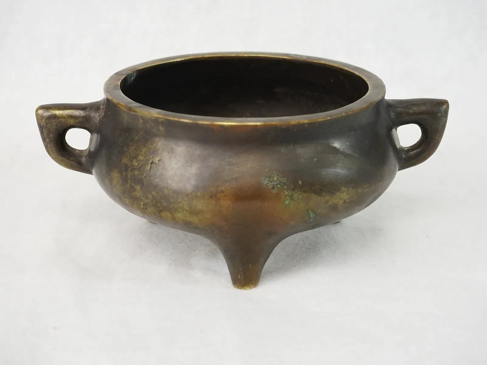 Chinese Bronze Tripod Censer, Signed