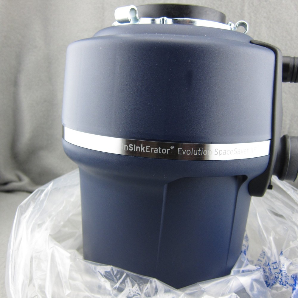Insinkerator Evolution Spacesaver XP 3/4HP Garbage Disposal New Open Box