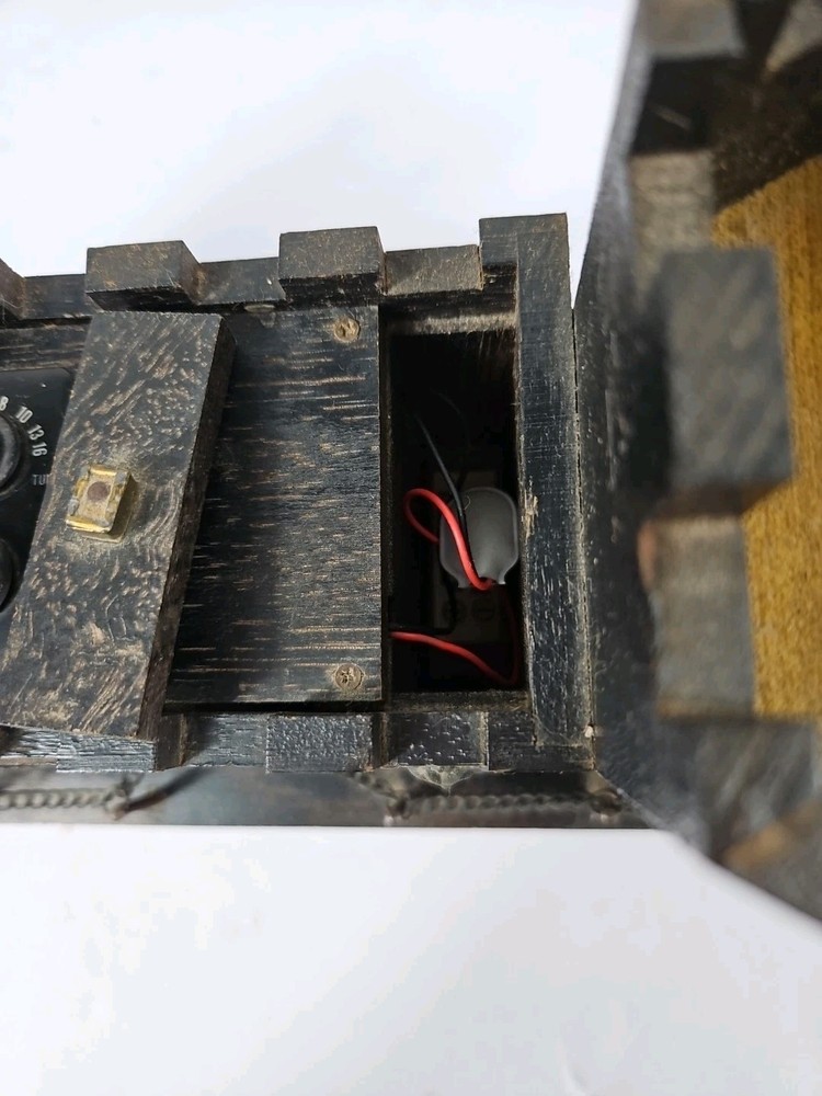 Vintiage Medieval Castle Transistor Radio Untested