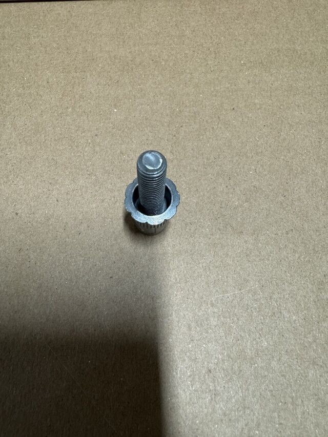 Genuine Ford Stud Special W718180-S450