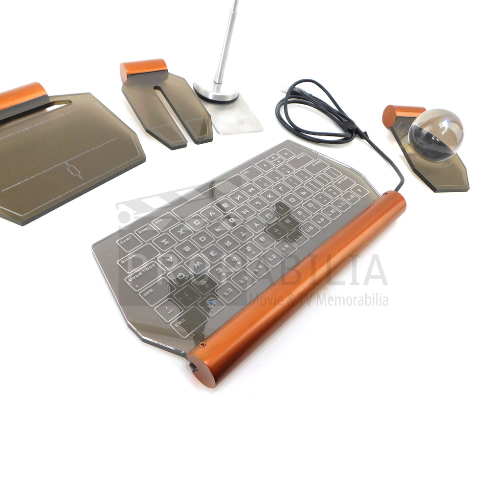UPLOAD Horizon Desk Set Original Prop (1012-2811)