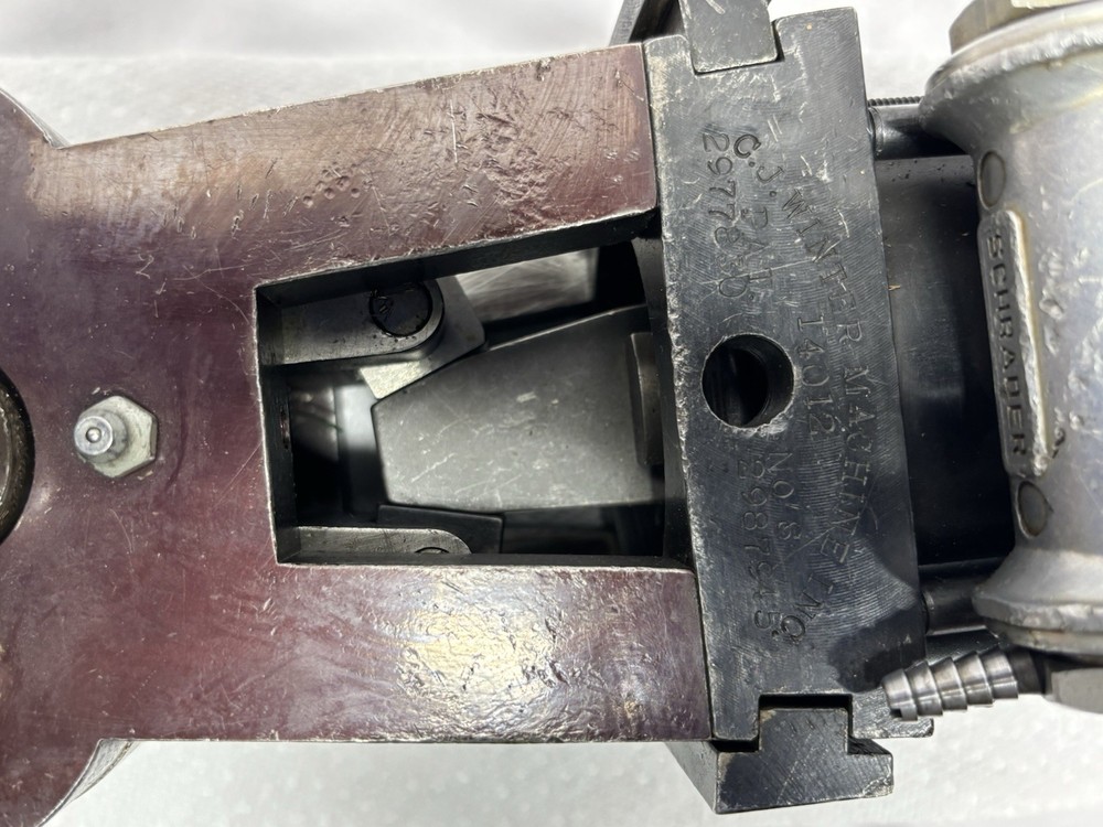 C.J. Winter Machine Inc. 14012 Thread Roller