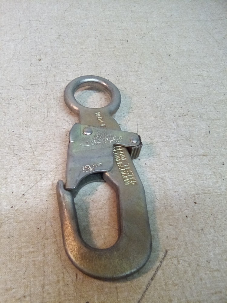 Self Locking Snap Hook 3600 LBS Rated Forged Locking 520603