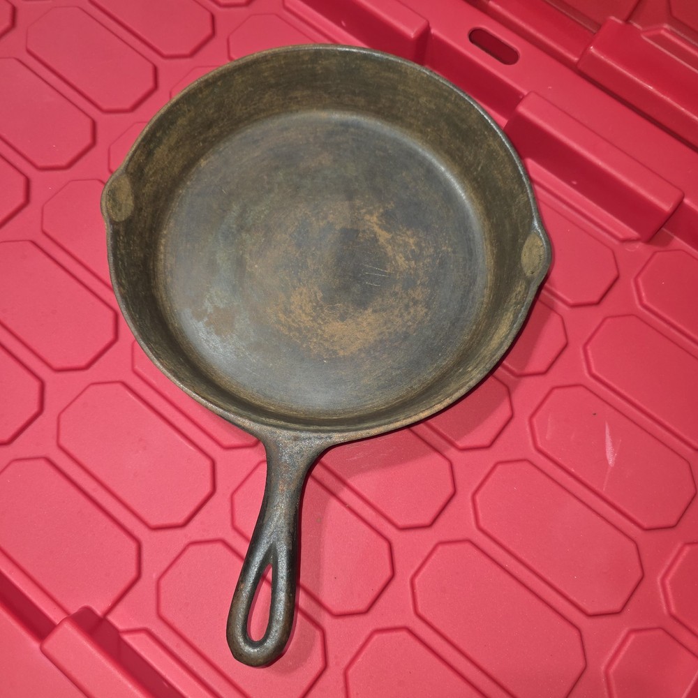 Lodge Three Notch No. 7 Cast Iron Skillet