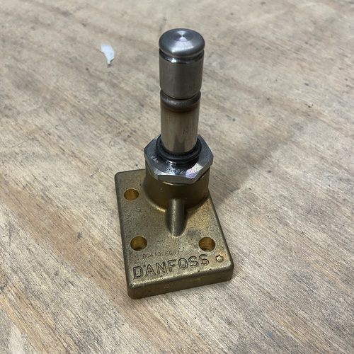 Thermo King 41-4608 Base Valve (Genuine)