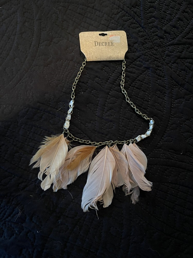 feathers on